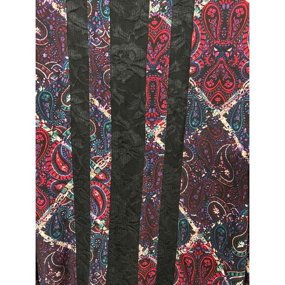 Catherine’s Jewel Tone Paisley Print Lace Inset Flowy Tunic Top 5X Dark Romantic - Picture 5 of 13